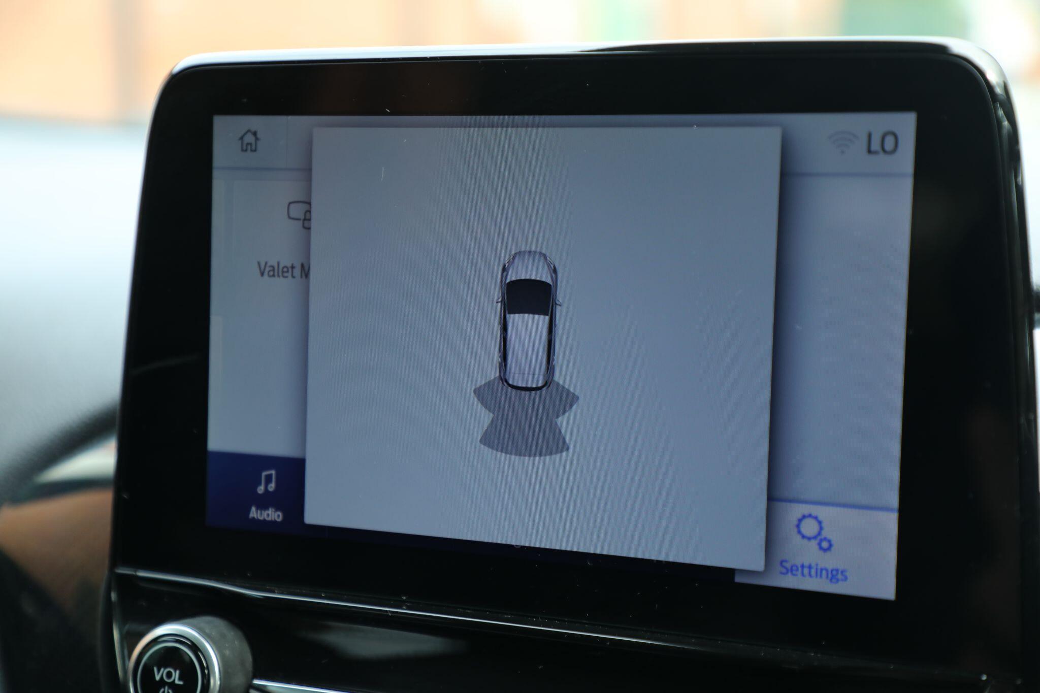 Large vehicle image